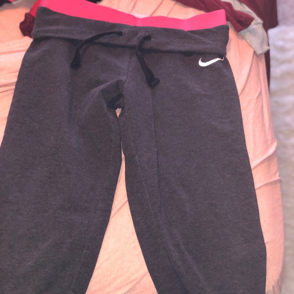 Nike capris